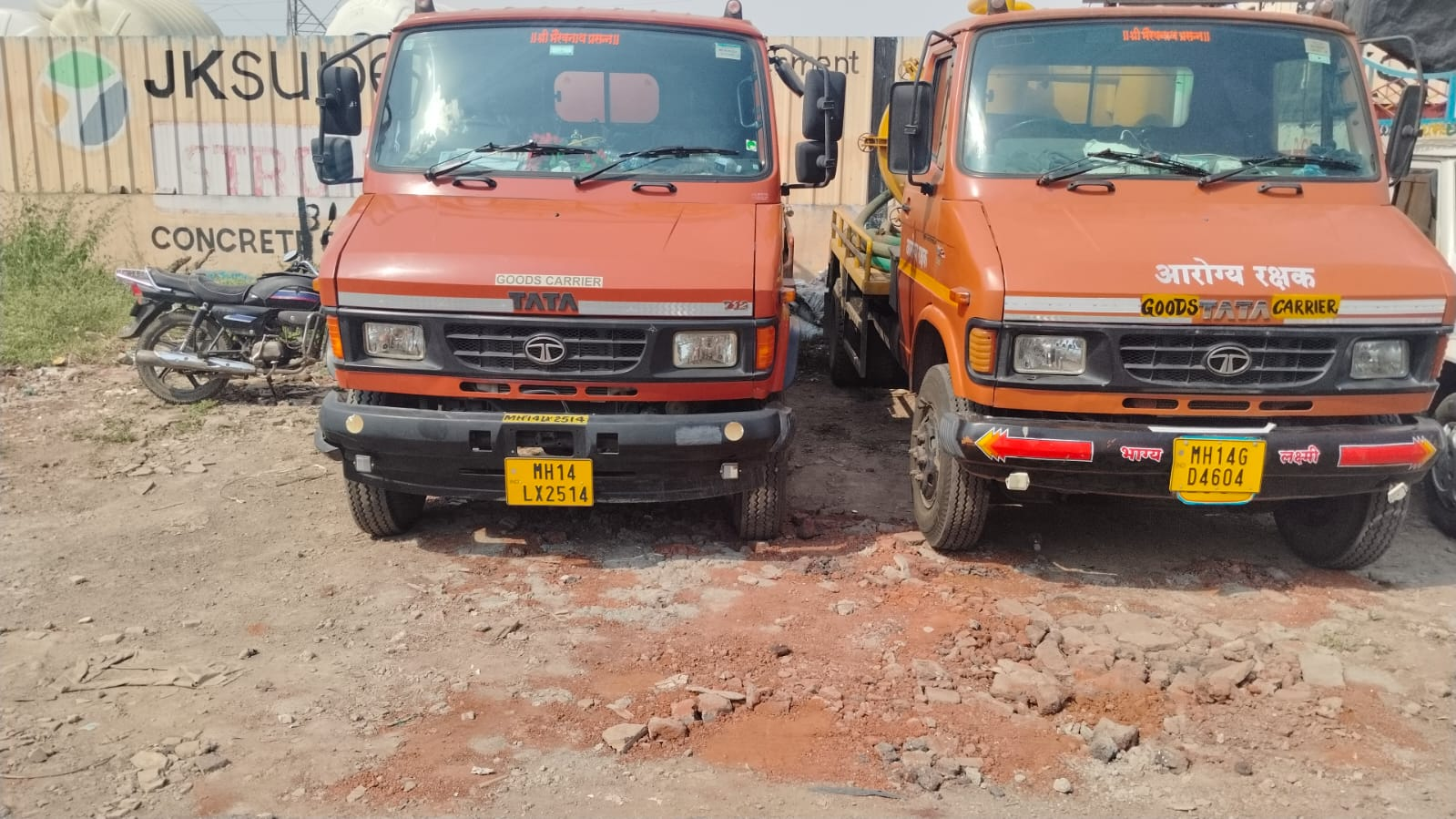 Front view of a SHARAD Enterprises work truck